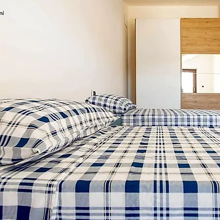 Vespucci - Pet Friendly Hotel *